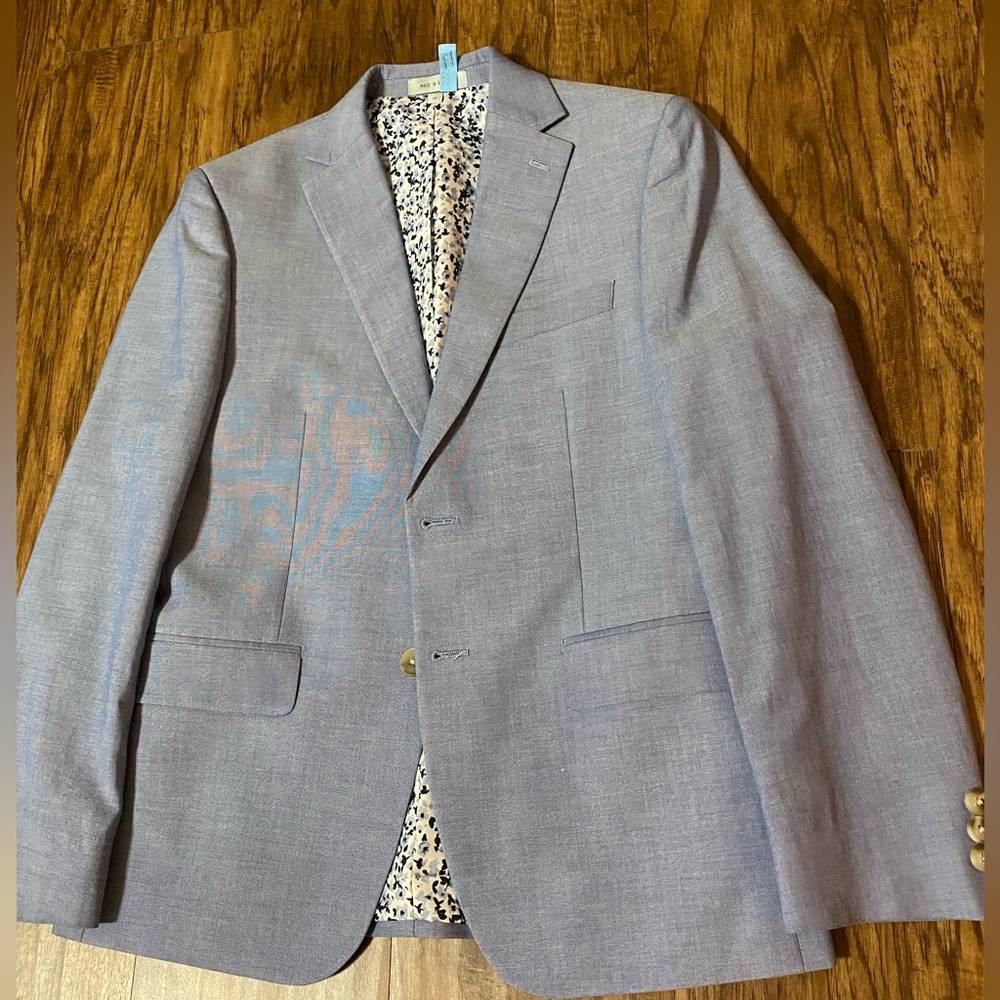 Cool! Light blue suit jacket with long sleeve shirt. Size 16 boys